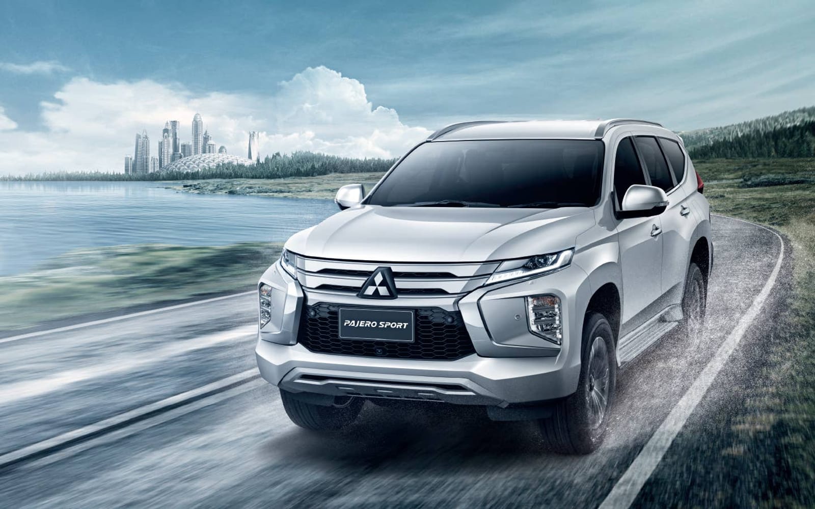Destinator hay Pajero Sport — hai kiểu SUV bảy chỗ khác hẳn nhau